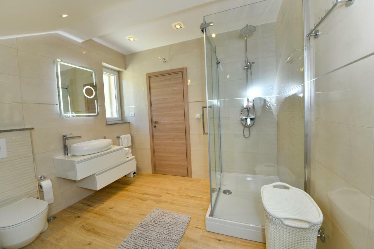 Cambi Lux Apartment Otok  Extérieur photo